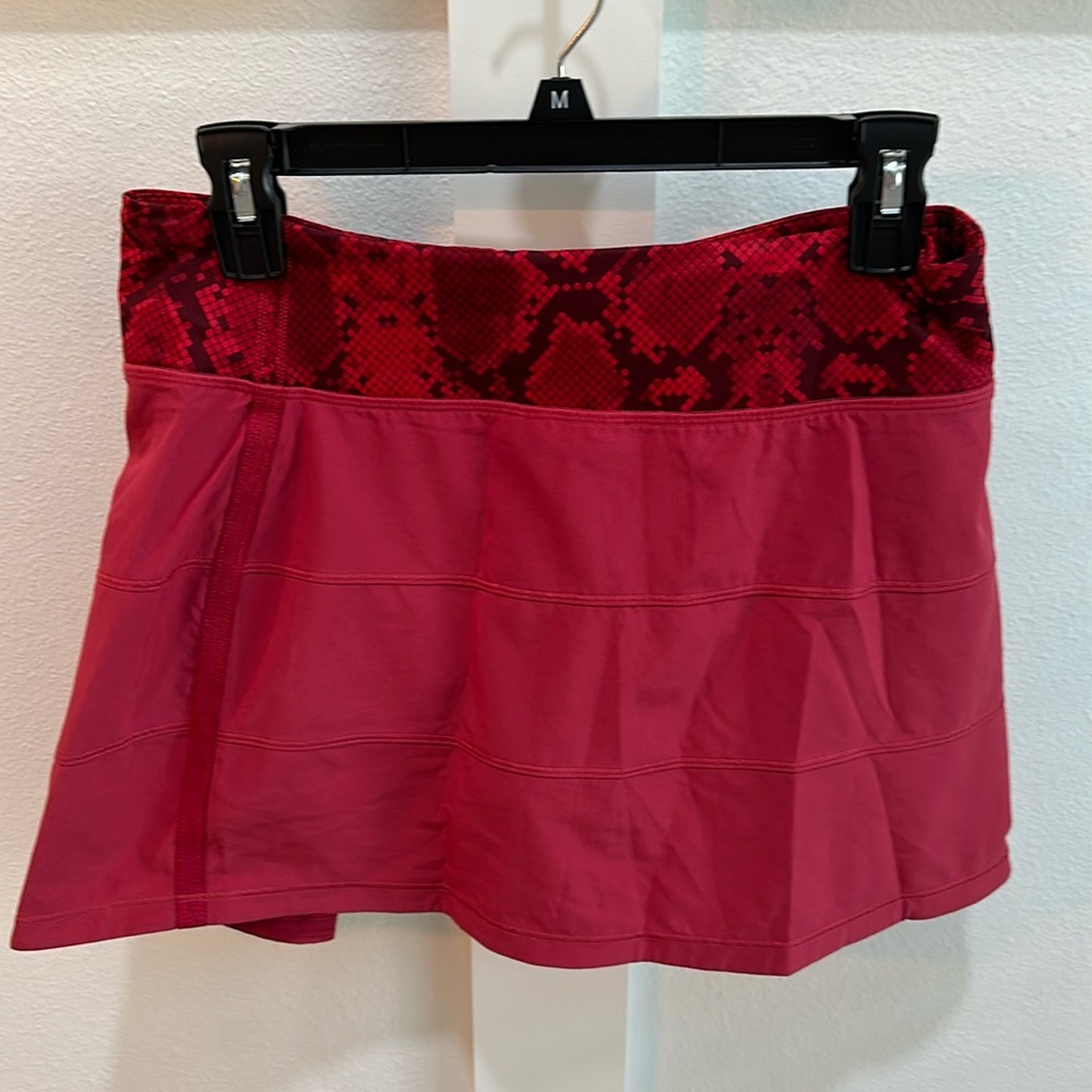 Lululemon snake print contrast skirt